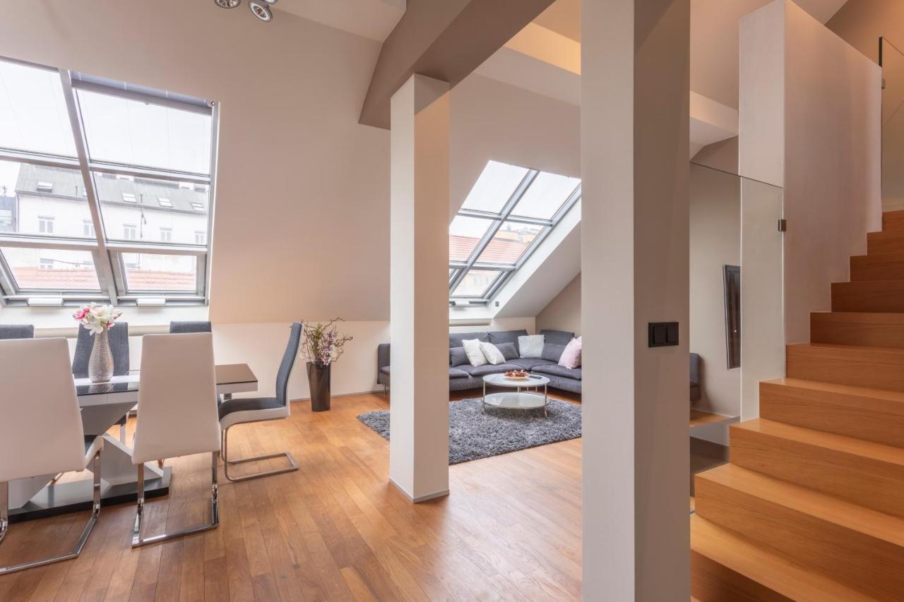 Luxury Central Duplex With Terrace 프라하 외부 사진